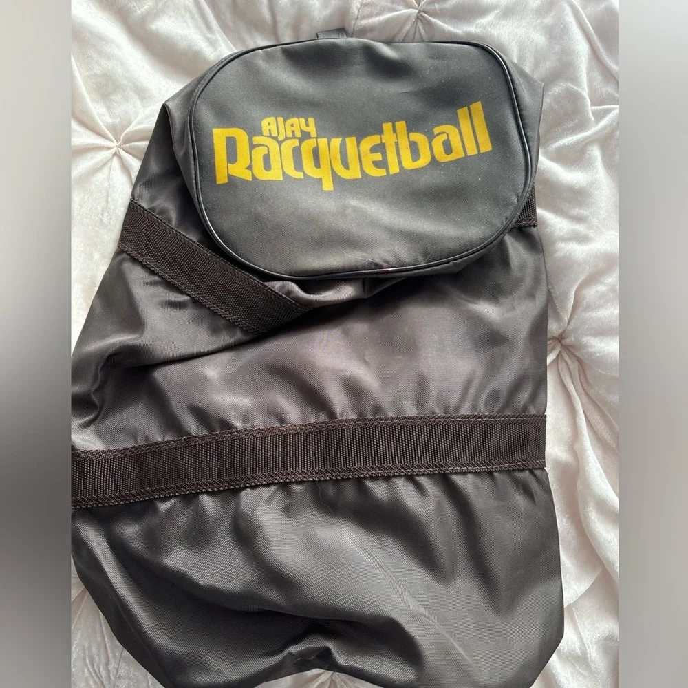 vintage AJAY racquetball duffel bag brown in amazing condition